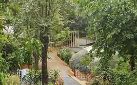 Safari Hills